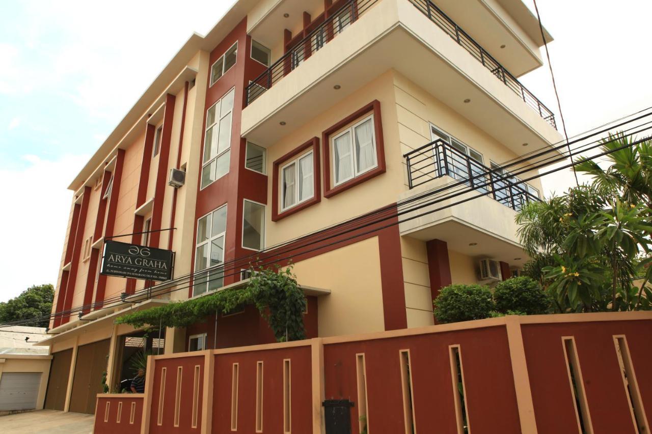 Hotel Arya Graha Semarang Exterior foto