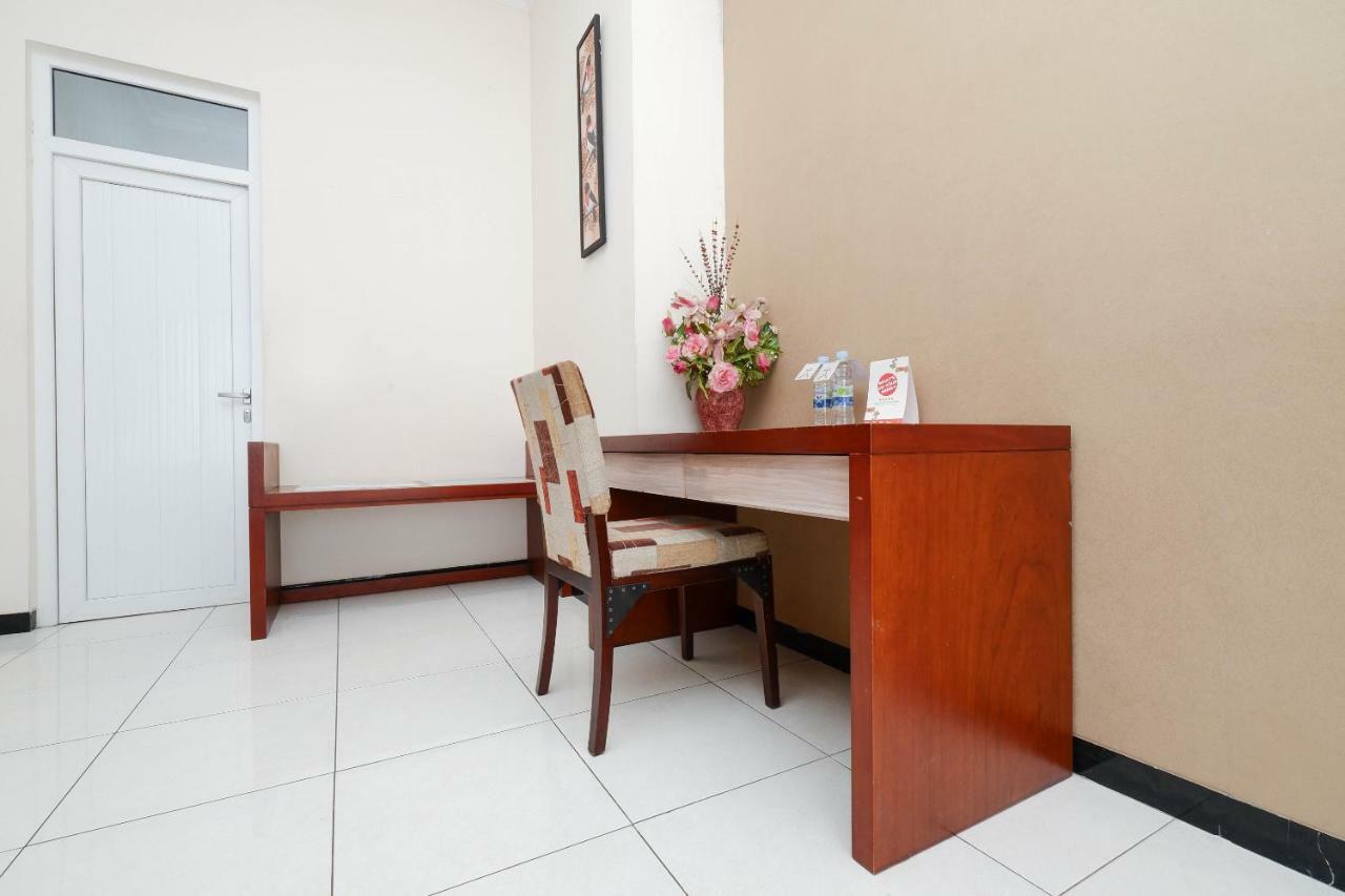 Hotel Arya Graha Semarang Exterior foto